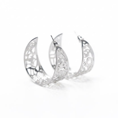 Arabic Loop Calligraphy Earring – Al-Hallaj Love Verse